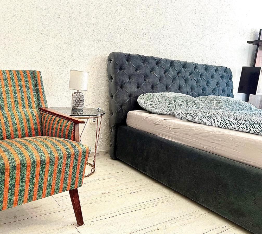 Apartment L8