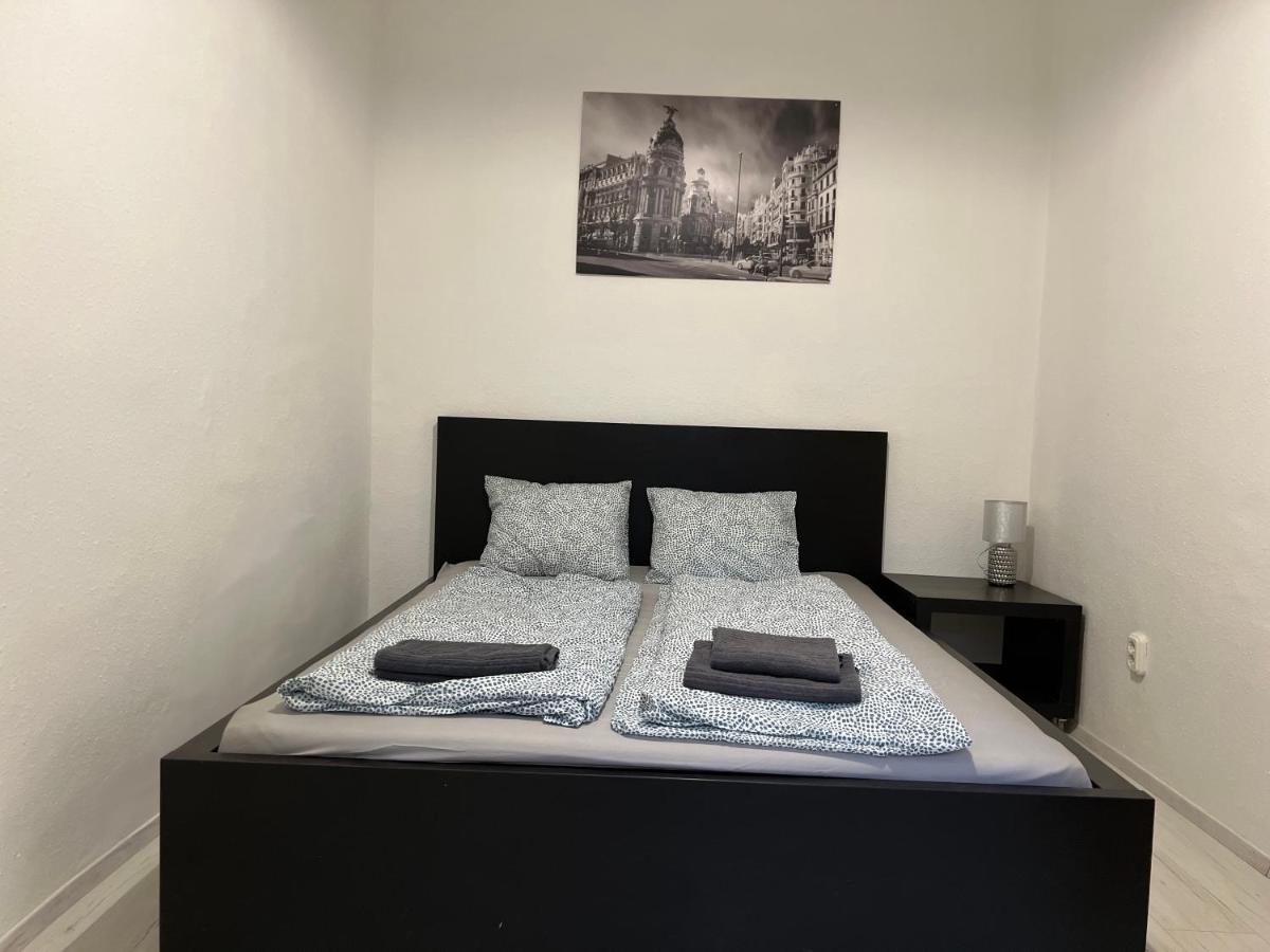 L8 Apartment